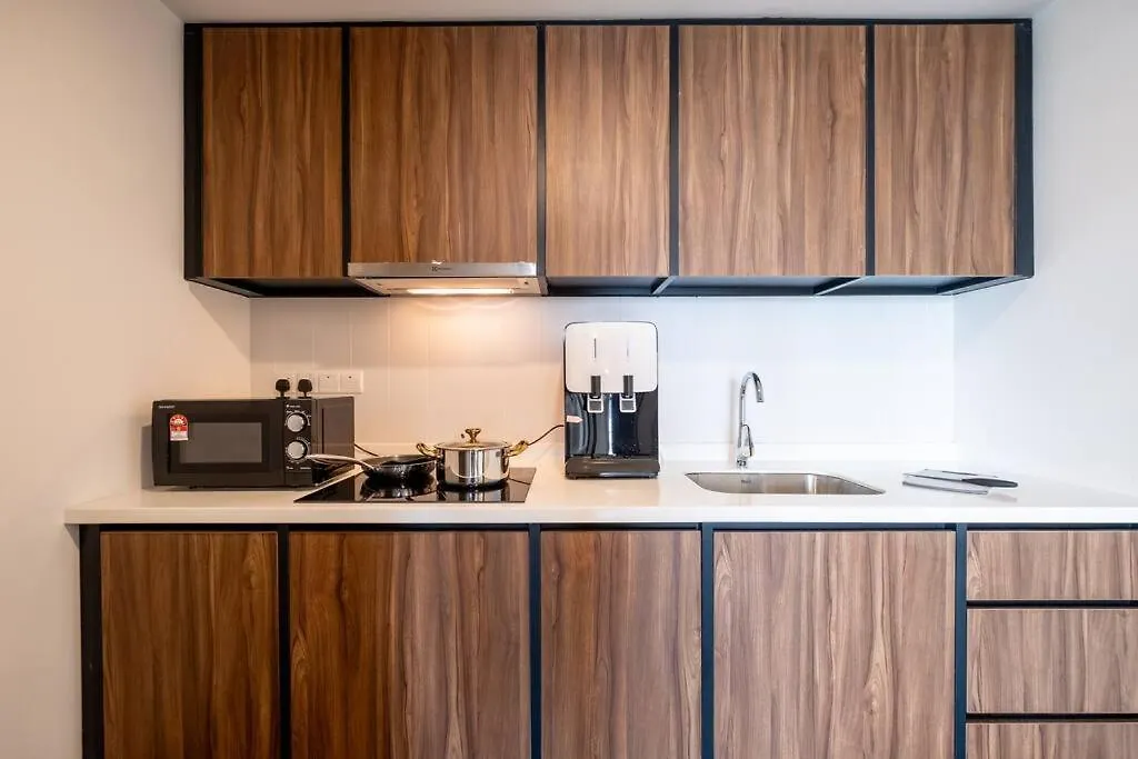 Apartment The White House Una Opposite Sunway Velocity Mall Kuala Lumpur